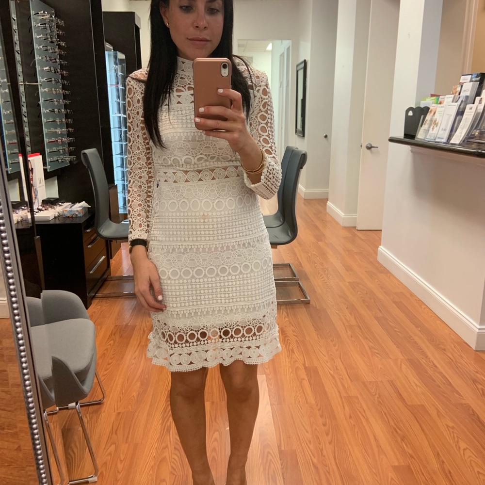 White long sleeve lace dress